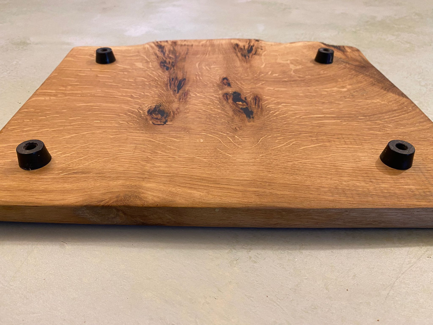 Shropshire Oak Serving Board / Trivet with Feet