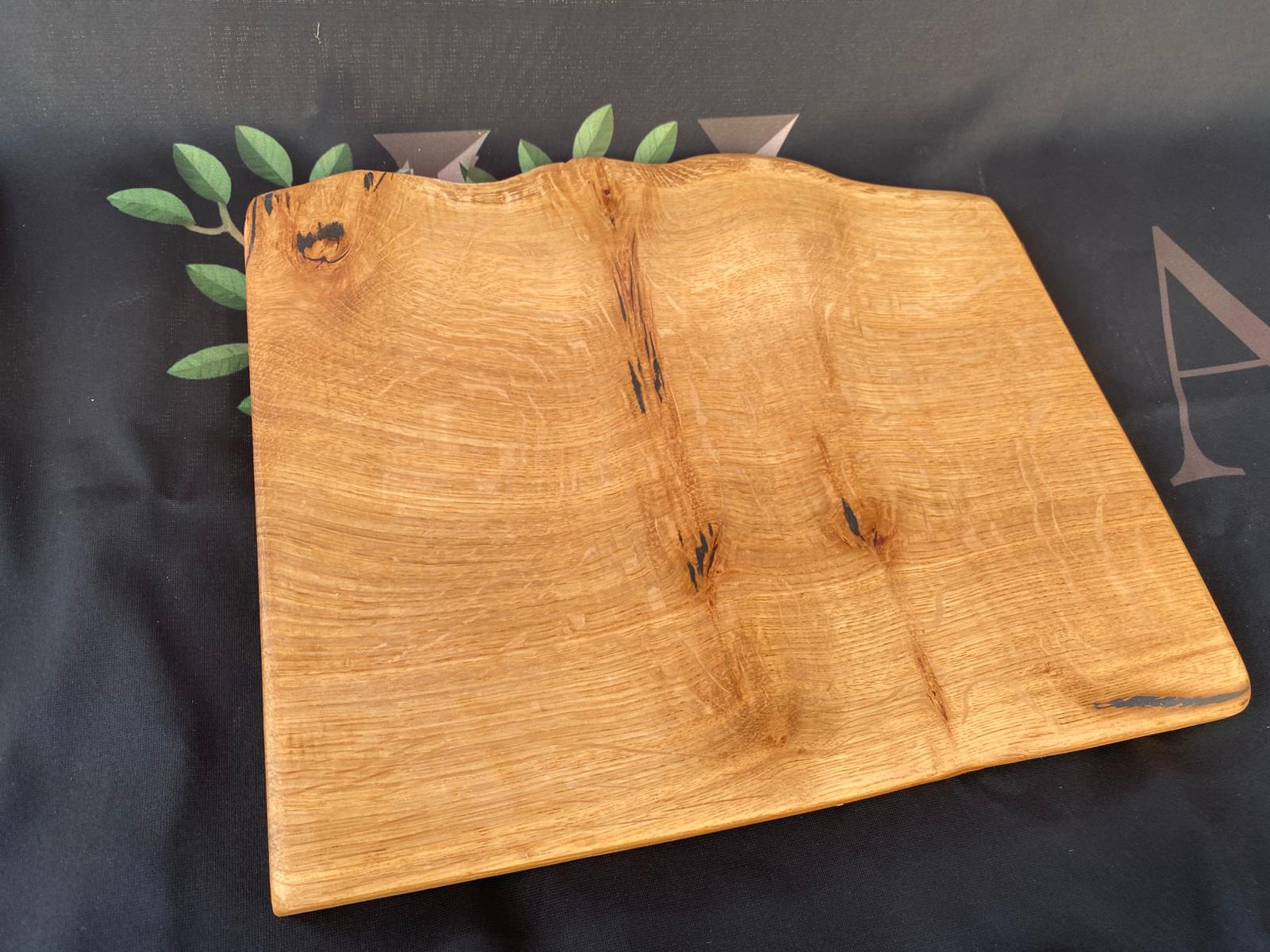 Oak Trivet with rubbber feet